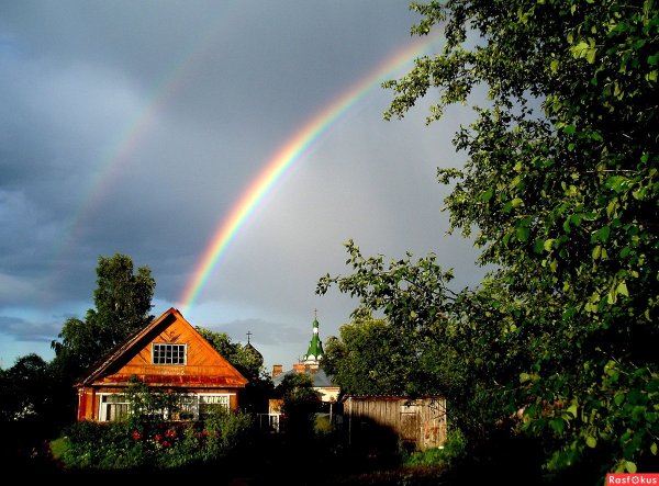Радуга над деревней