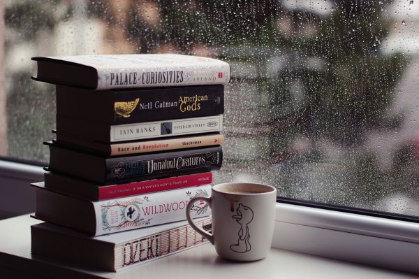 Кофе книга дождь