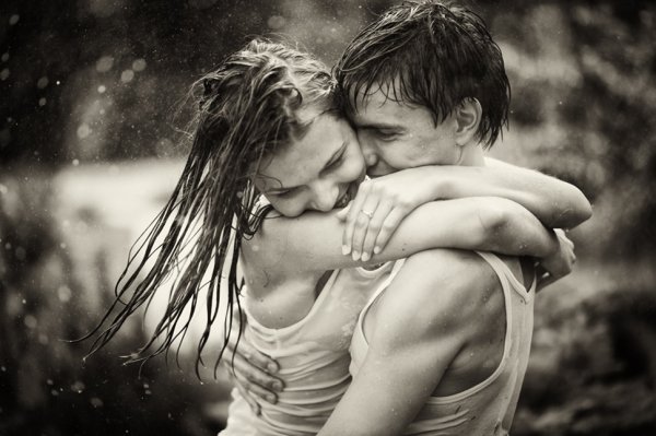 Романтические объятия