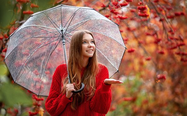 Девушка с зонтом