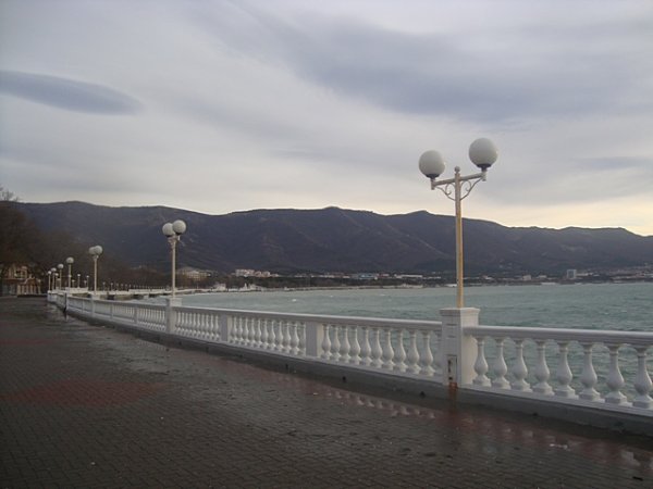 Зимнее море в Геленджике