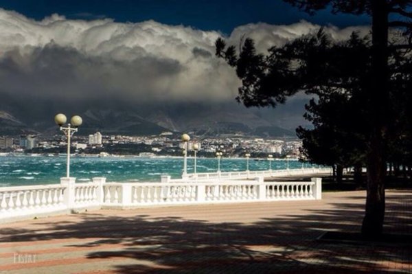 Море в Геленджике в Норд ОСТ