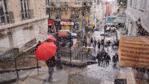 Дождливый Париж