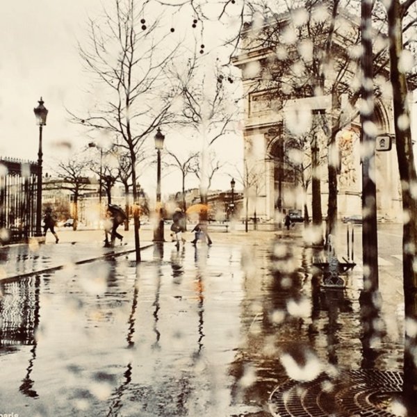Дождливая осень в Париже