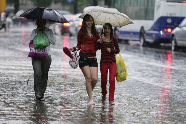 Пятница лето дождь