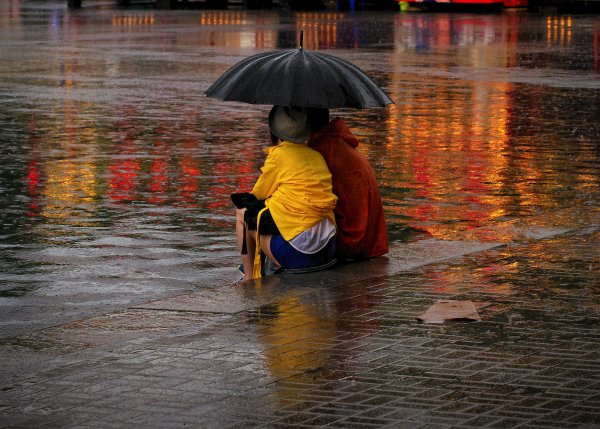 Под осенним дождем