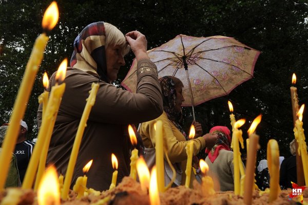 Молебен на улице