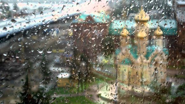 Храм лето дождь