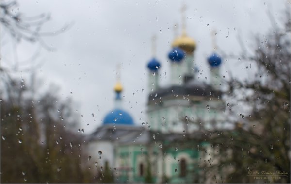 Церковь дождь