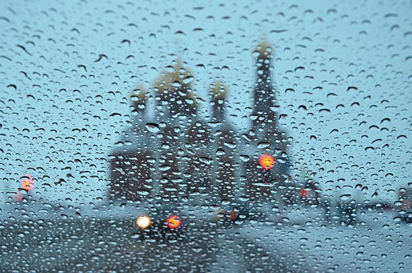 Дождь на Пасху