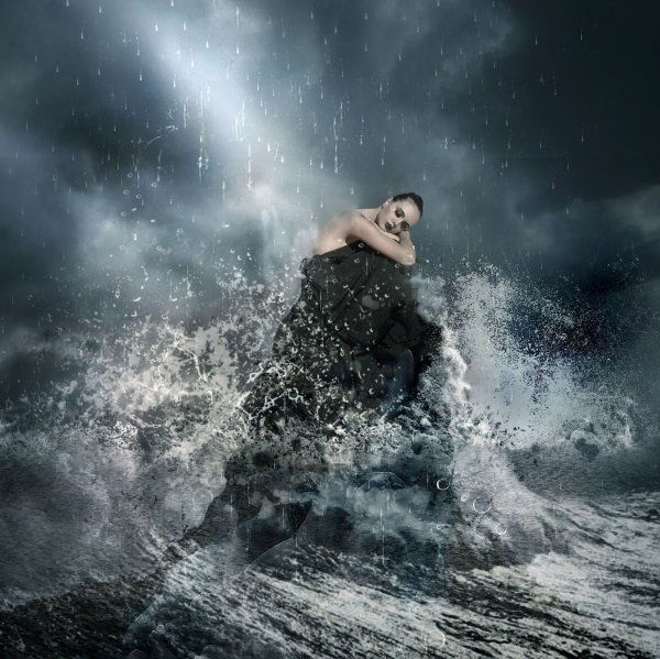 Море шторм человек