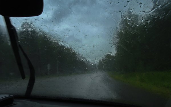 Дождь машина