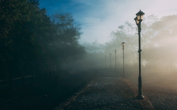 Фонарь в тумане