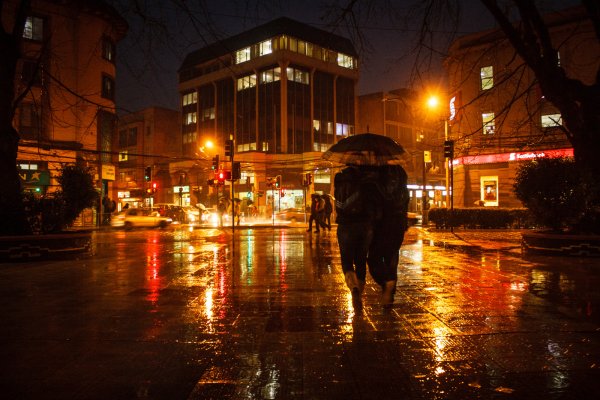 Дождливый вечер в городе