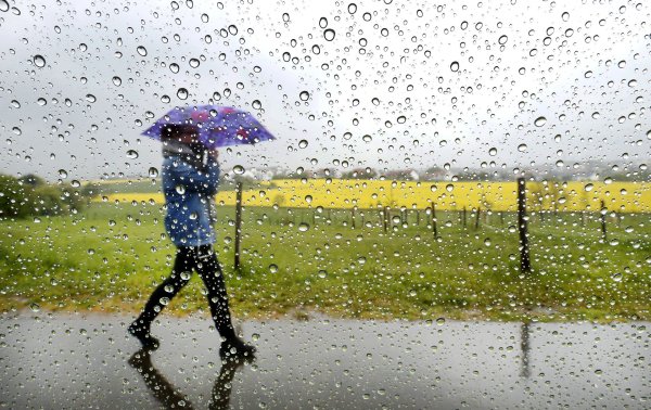 Идет дождь