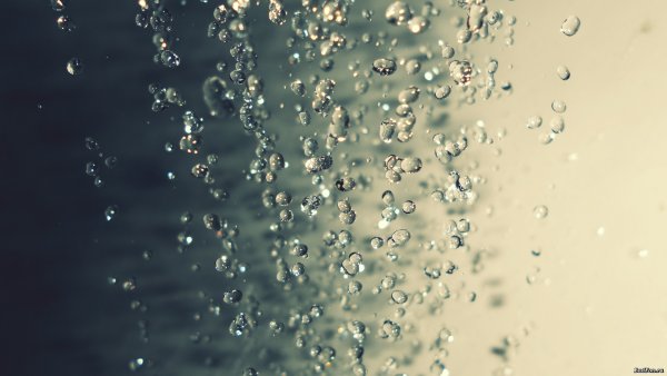 Капли дождя