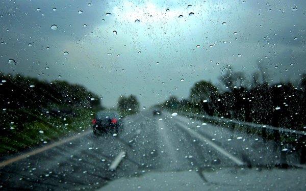 Дорога дождь машина