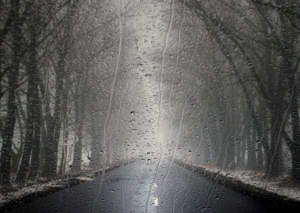 Дождливое шоссе