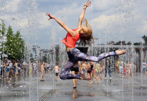 Танцы под дождем