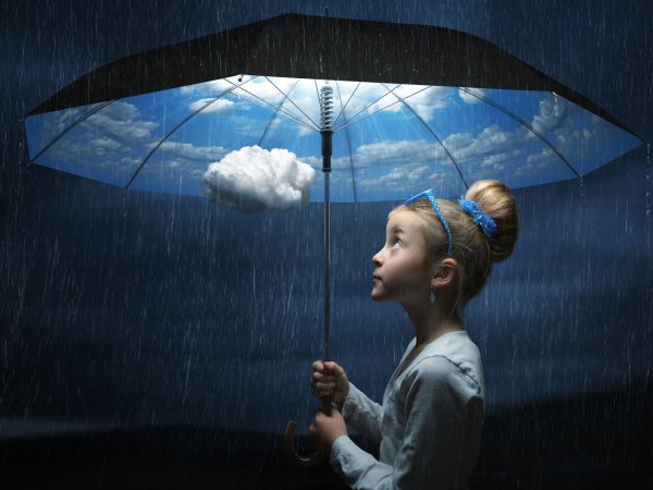 Девушка с зонтом