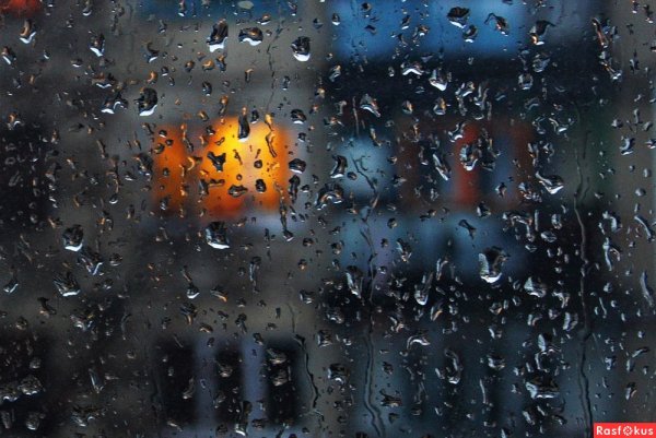 Дождь в окне