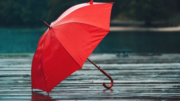 Зонт дождь красный