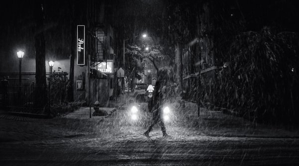 Мрачный дождливый город