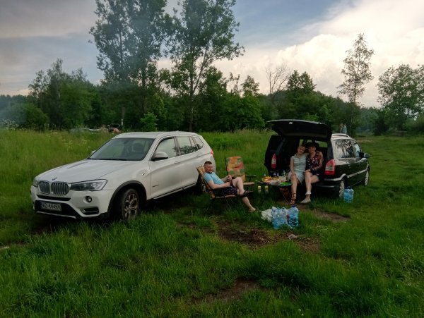 Пикник под ливнем