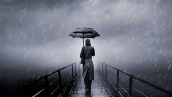 Человек уходит в даль гиф