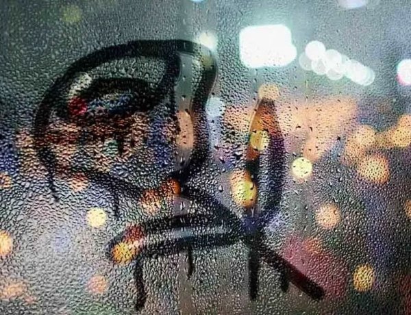 Рисование на запотевшем стекле