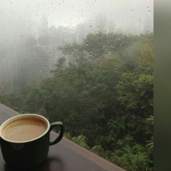 Кофе дождливое утро