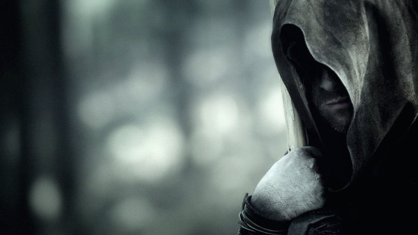 Воин в капюшоне