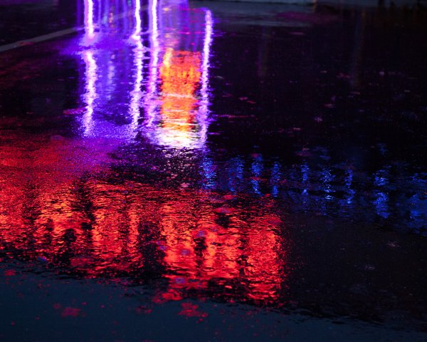 Неоновый дождь