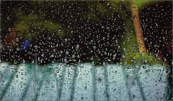 Серебряный дождь фон