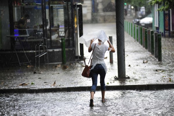 Очень сильный дождь