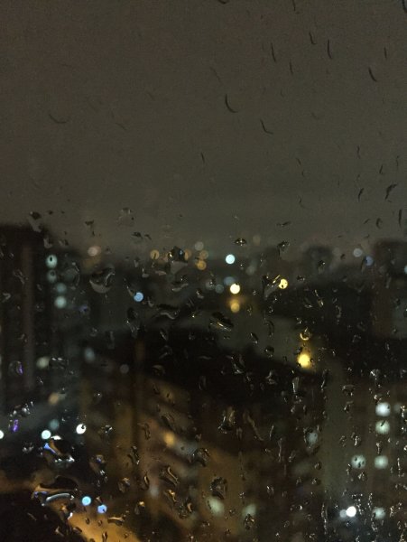 Вид из окна дождь