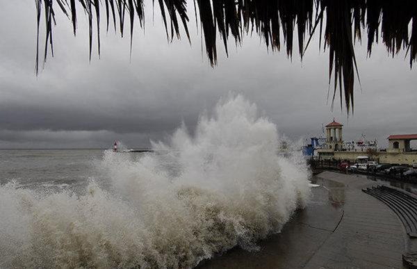 Дагомыс шторм