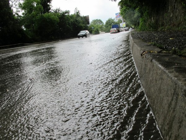 Дождь в Сочи