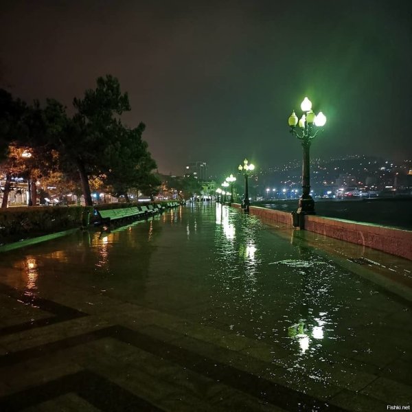 Ночная набережная Таганрог