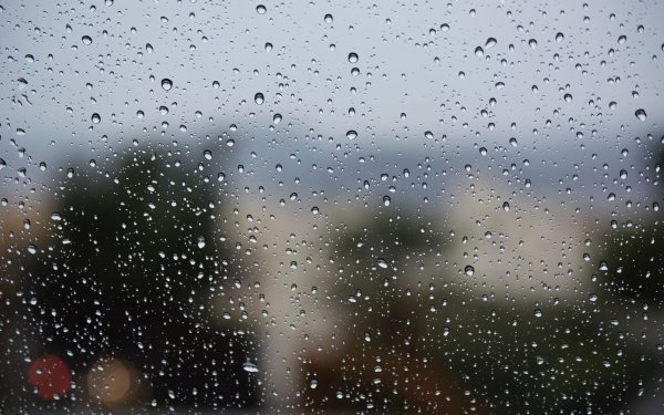 Капли дождя