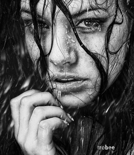 Фотопортрет с мокрыми волосами