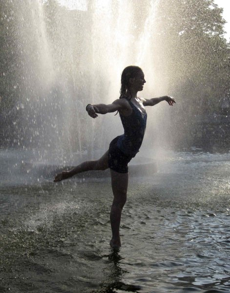 Танцы под дождем