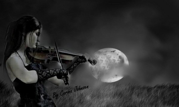 Девушка со скрипкой Готика