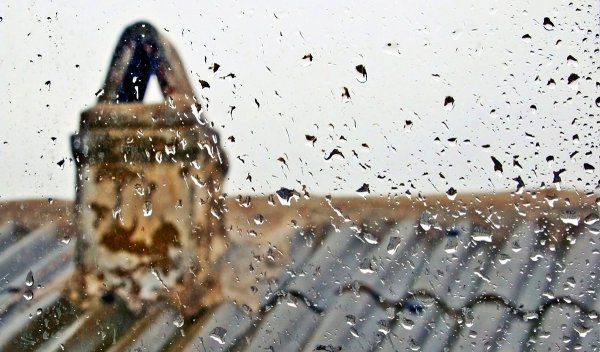 Дождь по крыше