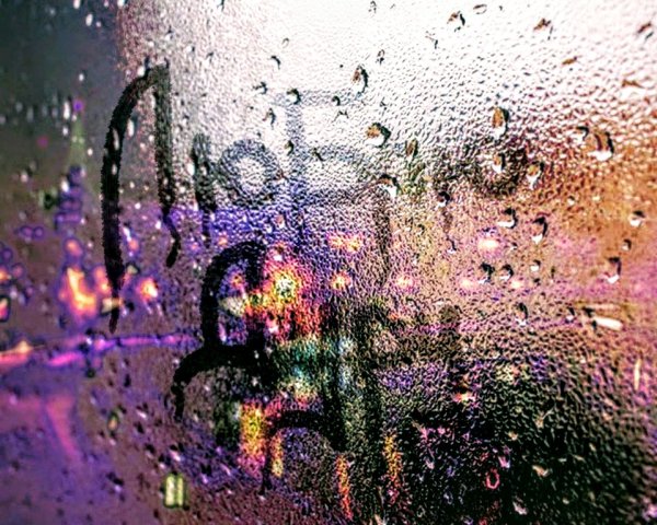 Дождливое окно