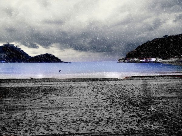 Ливень на море