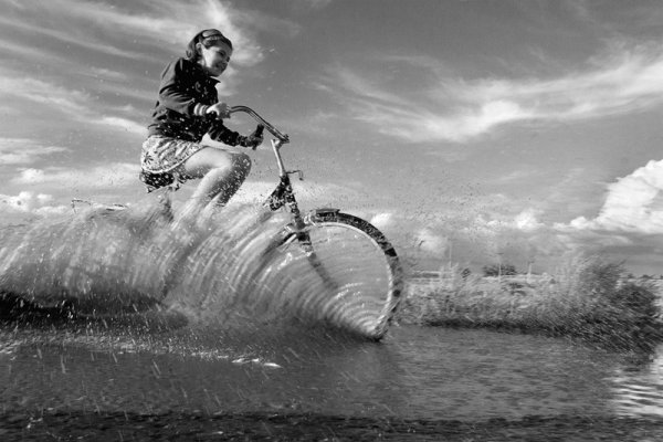 Велосипедист фотограф