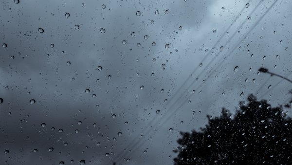 Дождь пасмурно