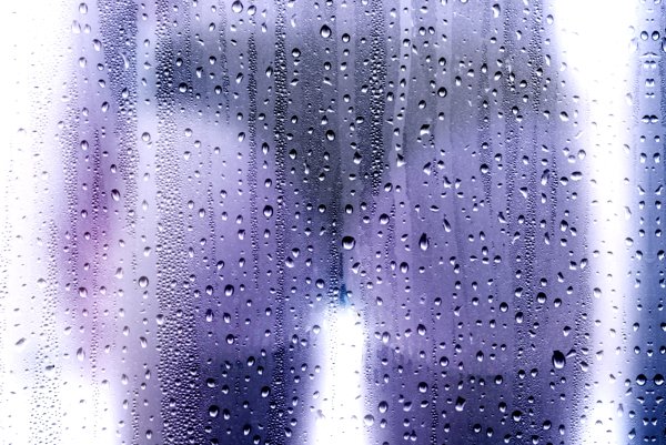 Дождь за окном