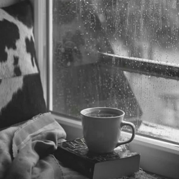 Дождь в окне